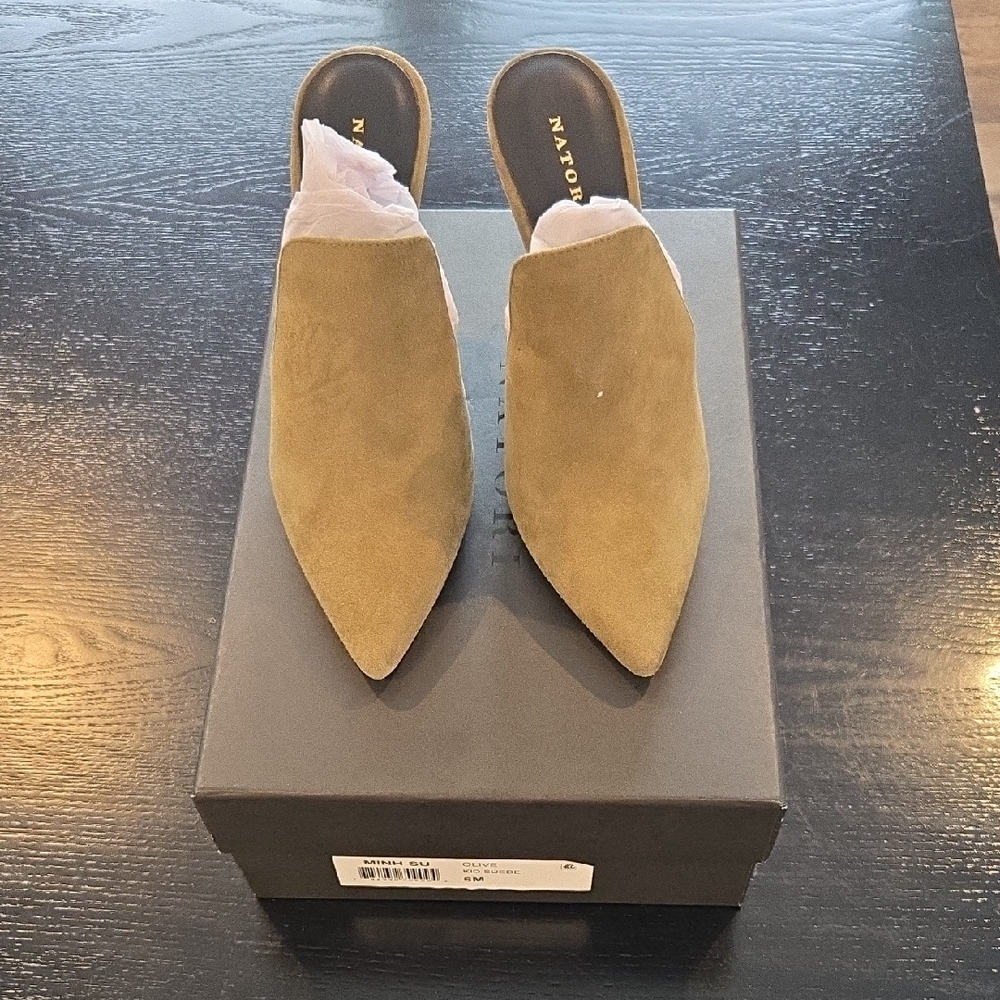 NWB! Natori "Minh" Mule 6